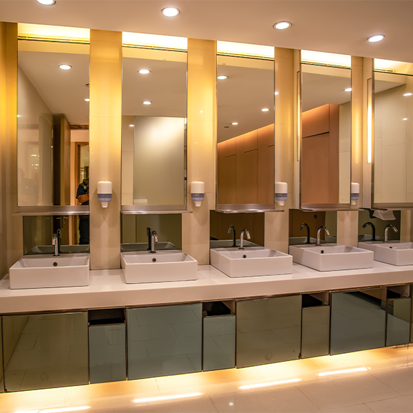Toilets / Restrooms