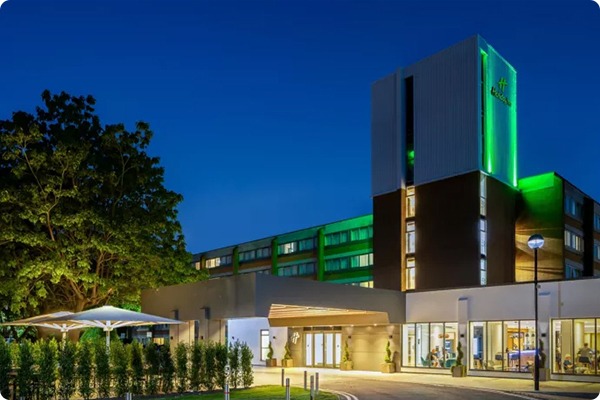 Holiday Inn Gatwick lighting project